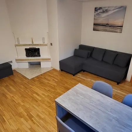 Cosy Park Apartment, Free Parking, Self-check-in 아파트