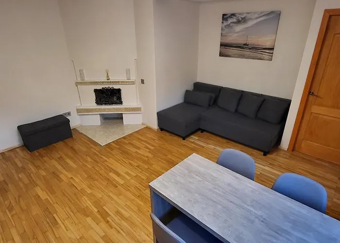 Cosy Park Apartment, Free Parking, Self-check-in Appartement